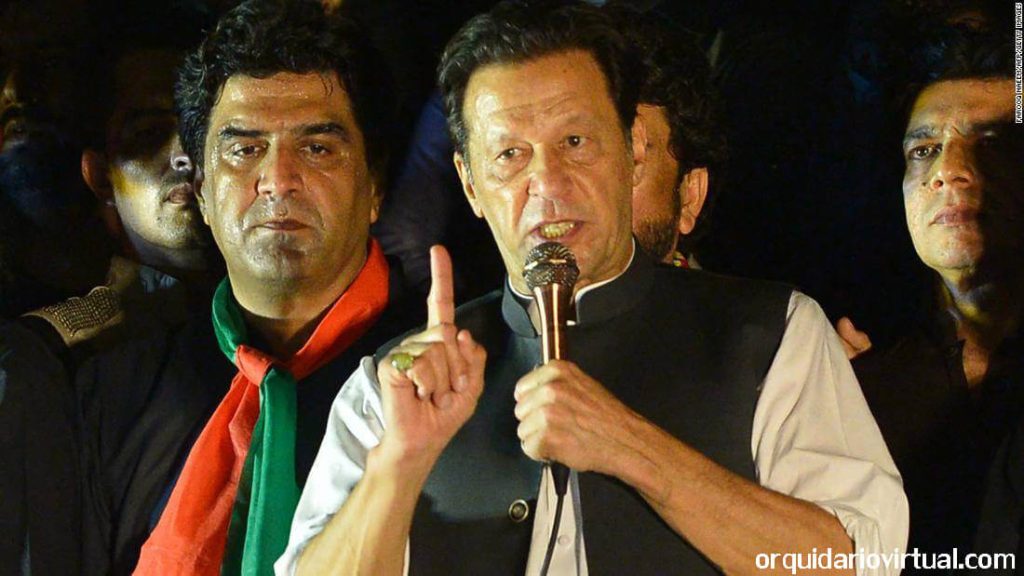 Imran Khan อดีตนายกรัฐมนตรี อิมราน ข่าน แห่งปากีสถาน กล่าวหาผู้สืบทอดตำแหน่งว่ามีส่วนเกี่ยวข้องกับแผนการที่จะสังหารเขาในขณะที่เขาฟื้น